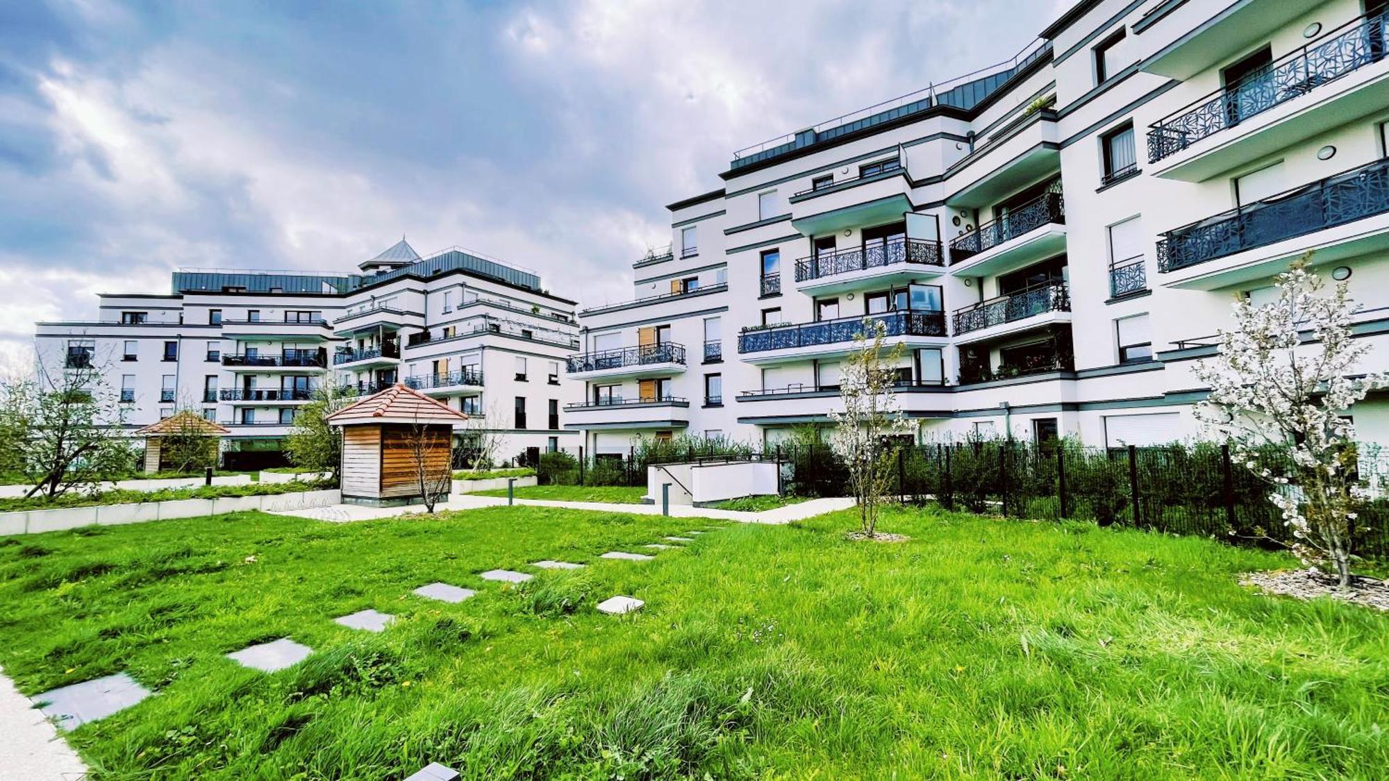 Le Lion D'Or - Parking - Netflix - Wifi - Nerf Apartment Биси Сен Жорж Екстериор снимка
