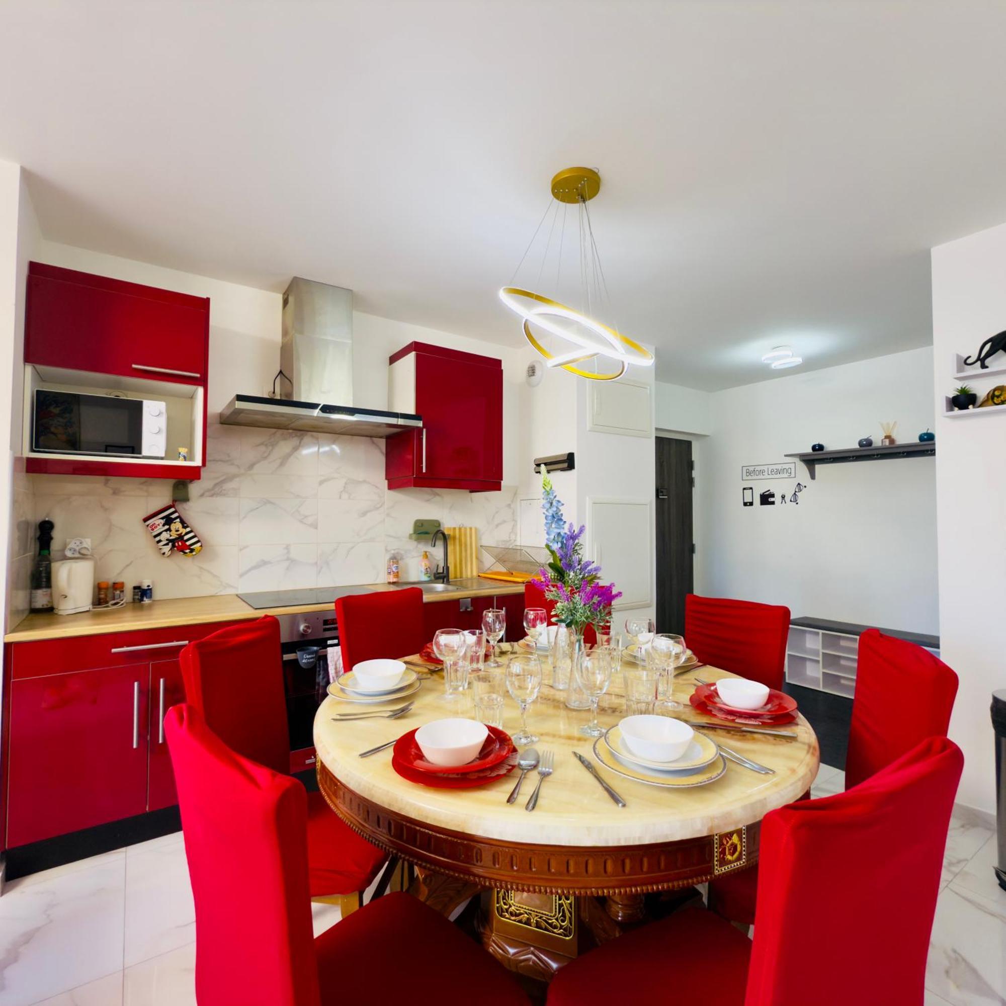 Le Lion D'Or - Parking - Netflix - Wifi - Nerf Apartment Биси Сен Жорж Екстериор снимка